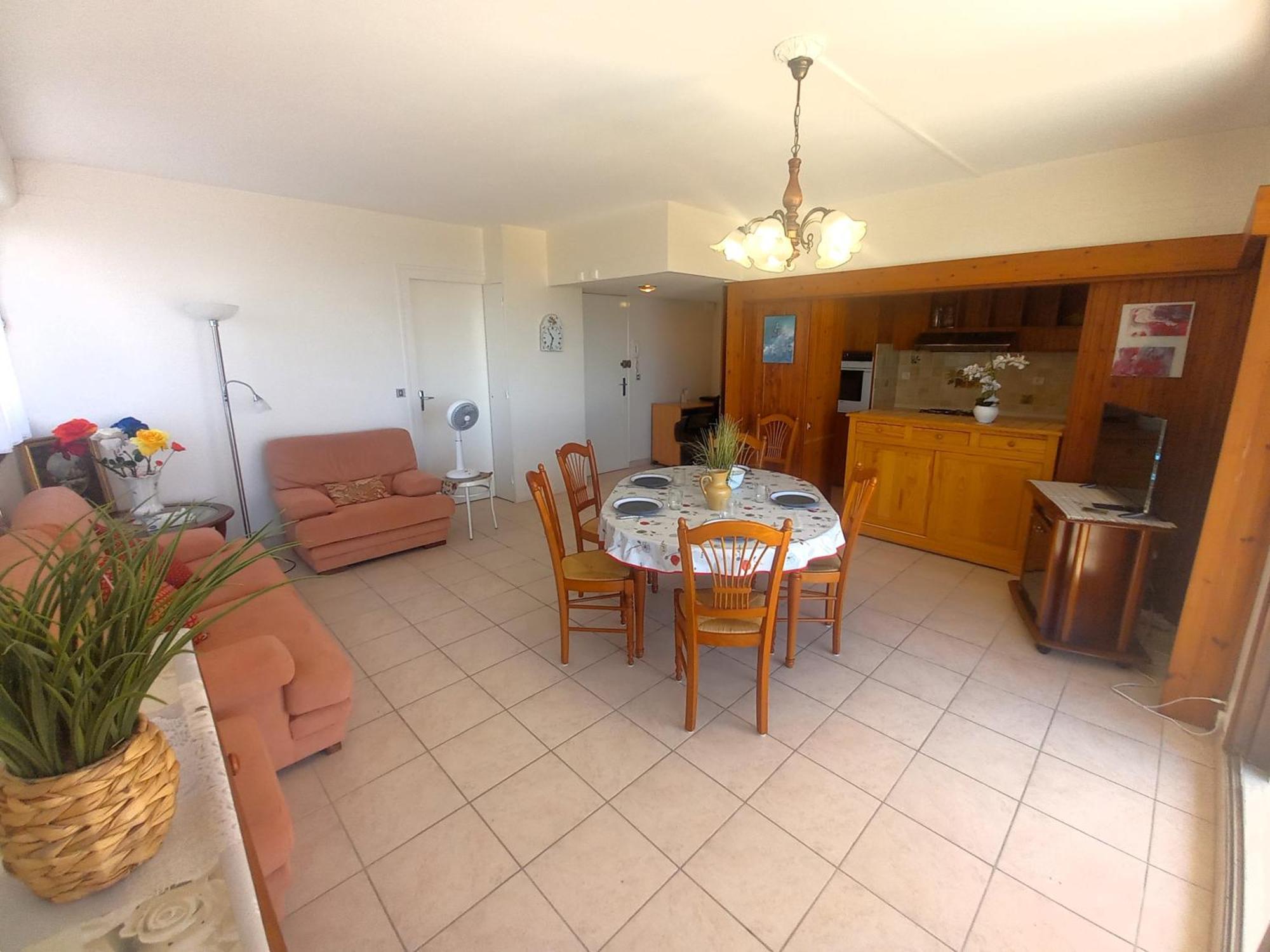 Royan Pontaillac - Appartement Vue Mer - Balcon - Wifi - Confort Simple 外观 照片